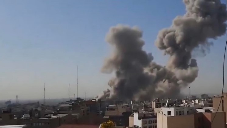 খামেনির অবস্থান কীভাবে চিহ্নিত হয়, হত্যা করল কীভাবে?